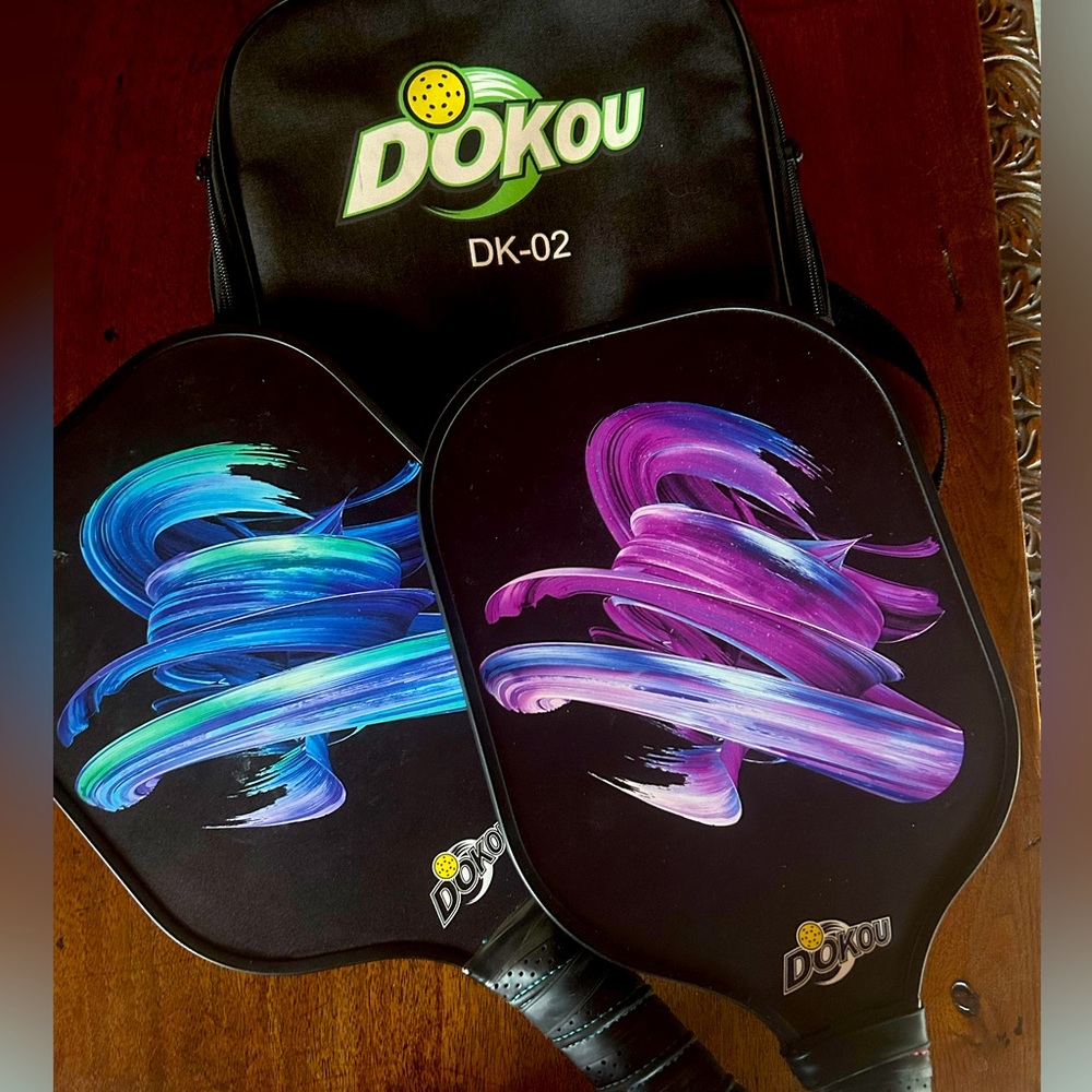 Pickelball Set, 2 Dokou Pickleball Paddles, bag included